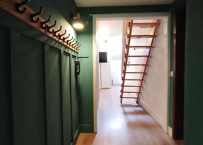 Gaia Style In A Shared